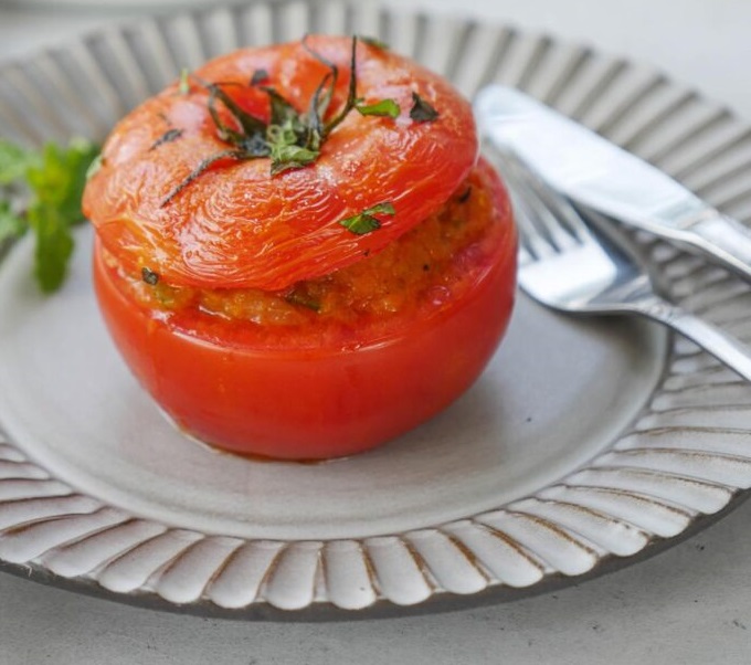 دلمه گوجه یامیگو